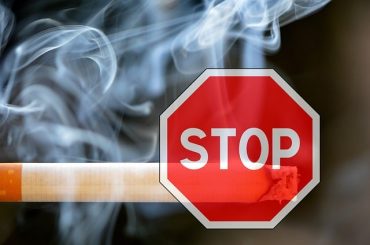 feature image, 9 ways smoking increases gout risk, goutproof.com blog post, cbd, supplements, quercetin, bromelain